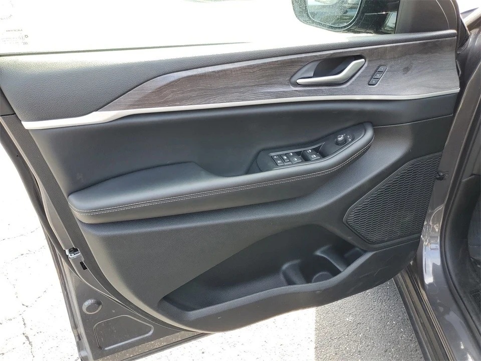 2024 Jeep WL Grand Cherokee - Image 20 of 21