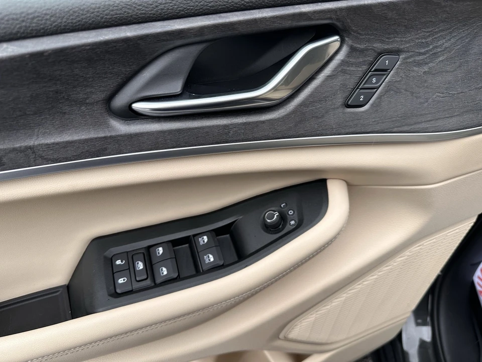 2024 Jeep WL Grand Cherokee - Image 18 of 21