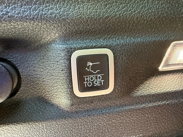 2024 Jeep WL Grand Cherokee - Image 20 of 31