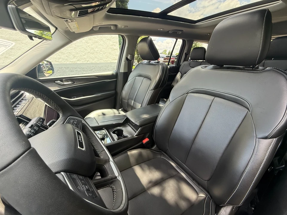 2024 Jeep WL Grand Cherokee - Image 20 of 21