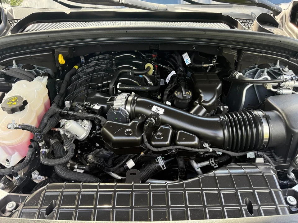 2024 Jeep WL Grand Cherokee - Image 16 of 21