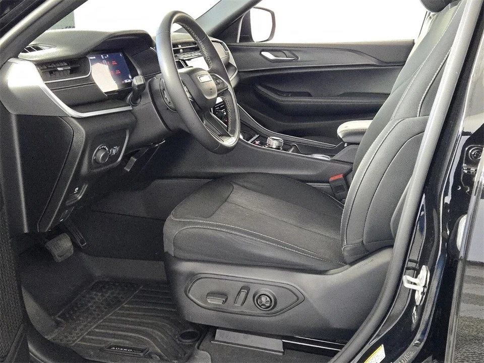 2024 Jeep WL Grand Cherokee - Image 7 of 12