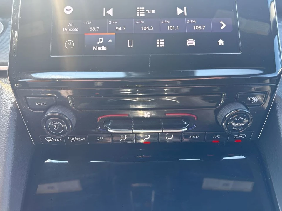 2024 Jeep WL Grand Cherokee - Image 15 of 27