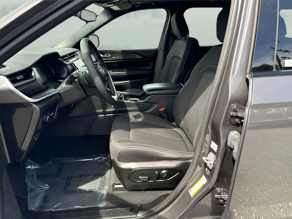 2024 Jeep WL Grand Cherokee - Image 9 of 31