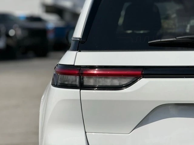 2024 Jeep WL Grand Cherokee - Image 8 of 31