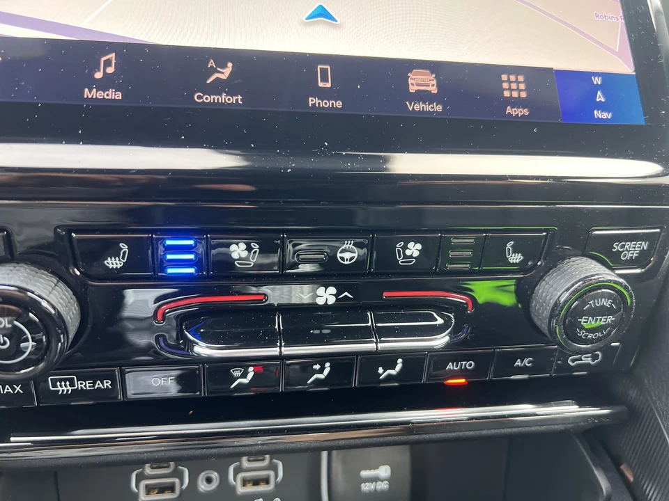 2024 Jeep WL Grand Cherokee - Image 25 of 31