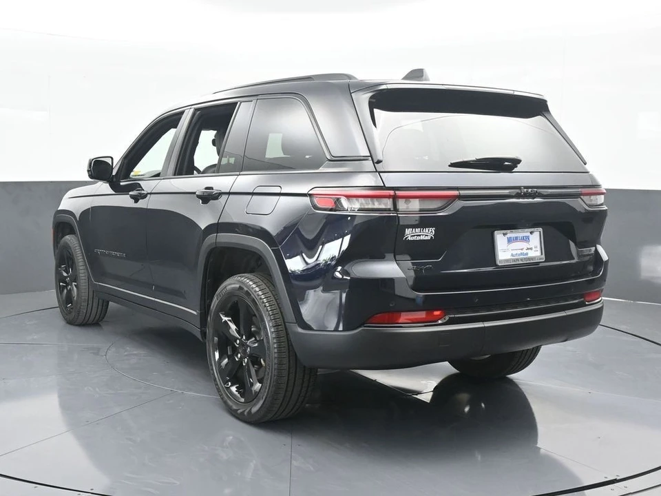 2024 Jeep WL Grand Cherokee - Image 4 of 12