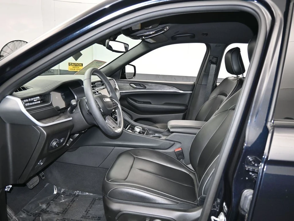 2024 Jeep WL Grand Cherokee - Image 11 of 12