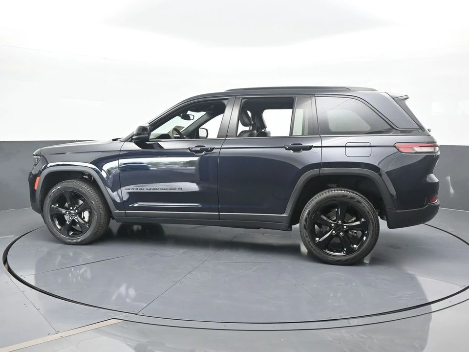 2024 Jeep WL Grand Cherokee - Image 3 of 12