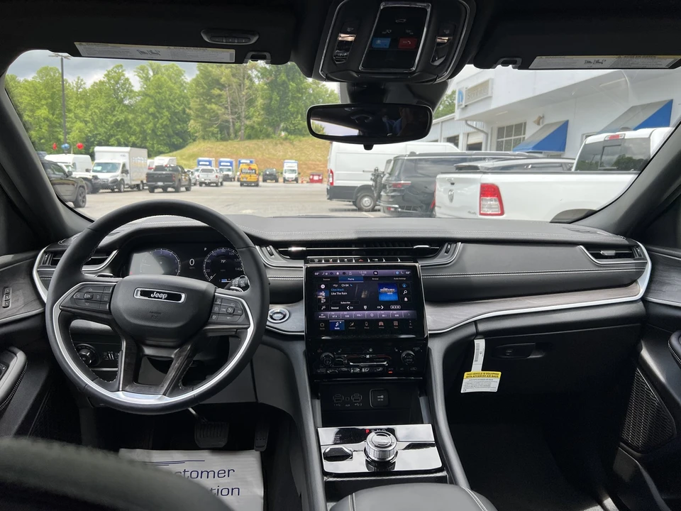 2024 Jeep WL Grand Cherokee - Image 15 of 31