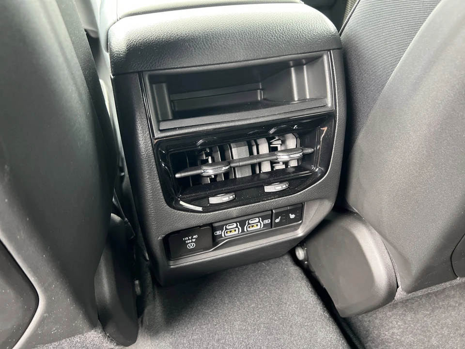 2024 Jeep WL Grand Cherokee - Image 14 of 31