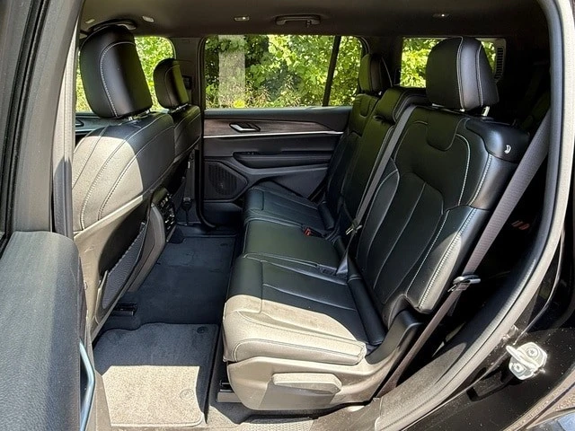 2024 Jeep WL Grand Cherokee - Image 15 of 31