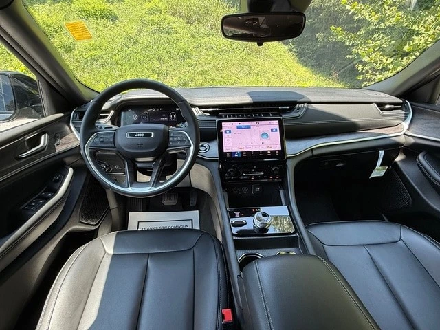 2024 Jeep WL Grand Cherokee - Image 10 of 31