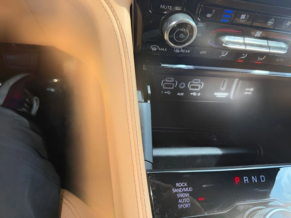 2024 Jeep WL Grand Cherokee - Image 11 of 26