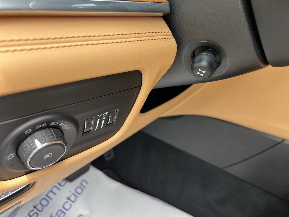 2024 Jeep WL Grand Cherokee - Image 24 of 31