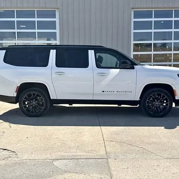 2024 Jeep Grand Wagoneer L Series II 4WD