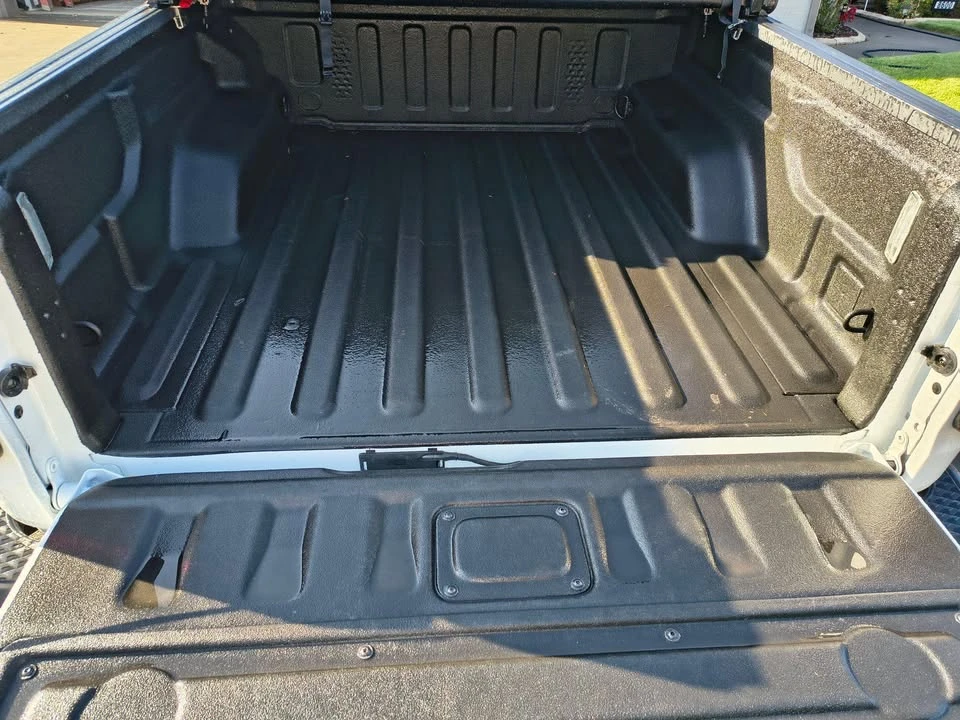 2024 Jeep JT Gladiator - Image 8 of 9