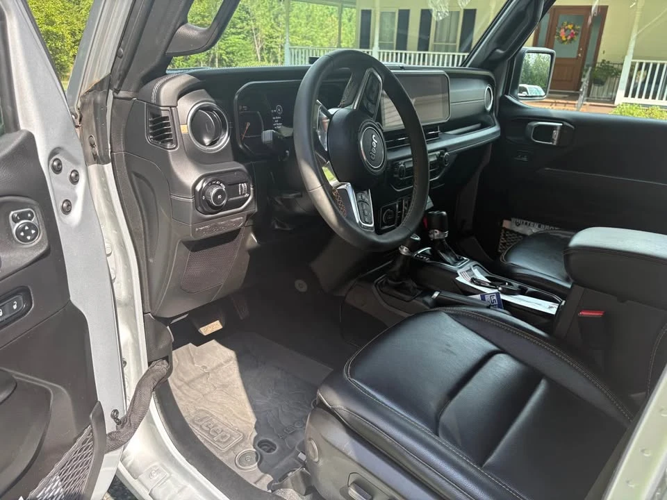 2024 Jeep JL Wrangler - Image 4 of 9