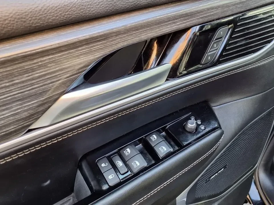 2024 Jeep WS Wagoneer - Image 18 of 19