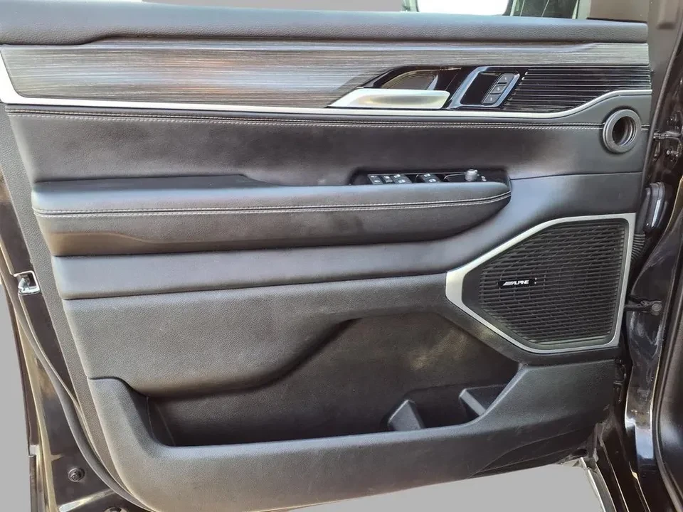 2024 Jeep WS Wagoneer - Image 17 of 19