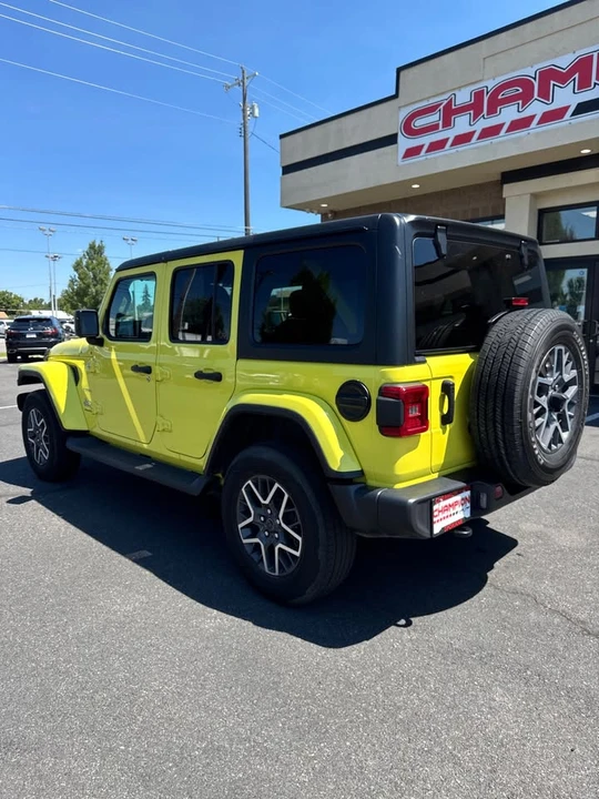2024 Jeep JL Wrangler - Image 7 of 19