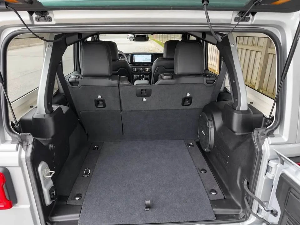 2024 Jeep JL Wrangler - Image 16 of 19