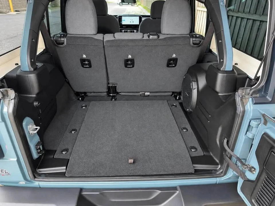 2024 Jeep JL Wrangler - Image 15 of 18