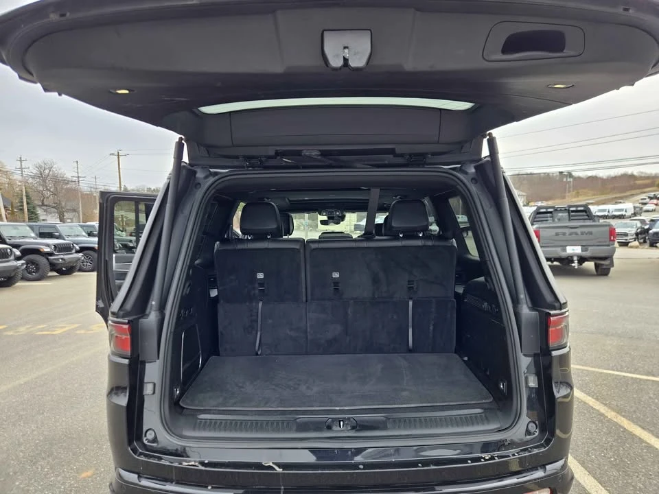 2024 Jeep WS Wagoneer - Image 13 of 16