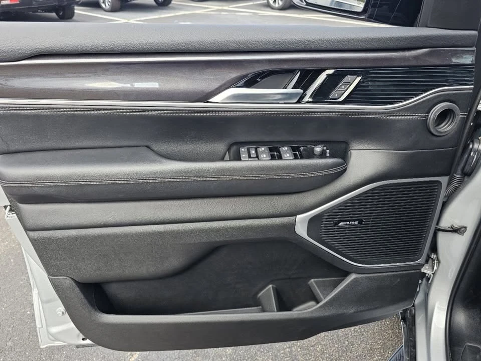 2024 Jeep WS Wagoneer - Image 14 of 19