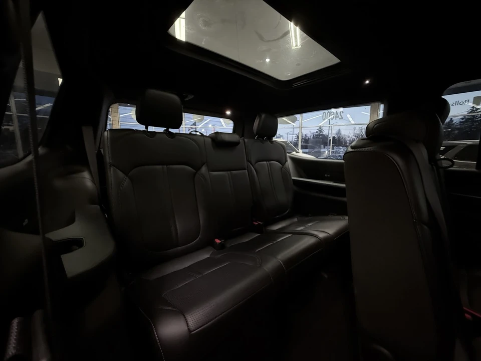 2024 Jeep Wagoneer - Image 23 of 31