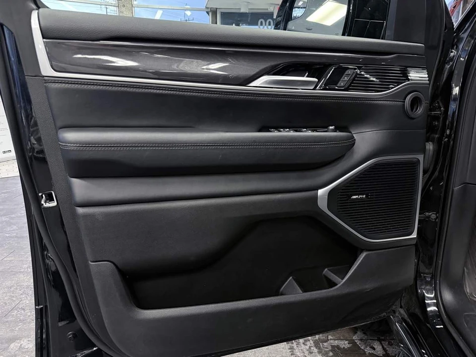 2024 Jeep WS Wagoneer - Image 29 of 31