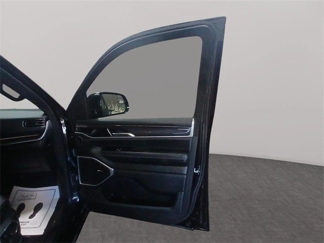 2024 Jeep WS Wagoneer - Image 16 of 21