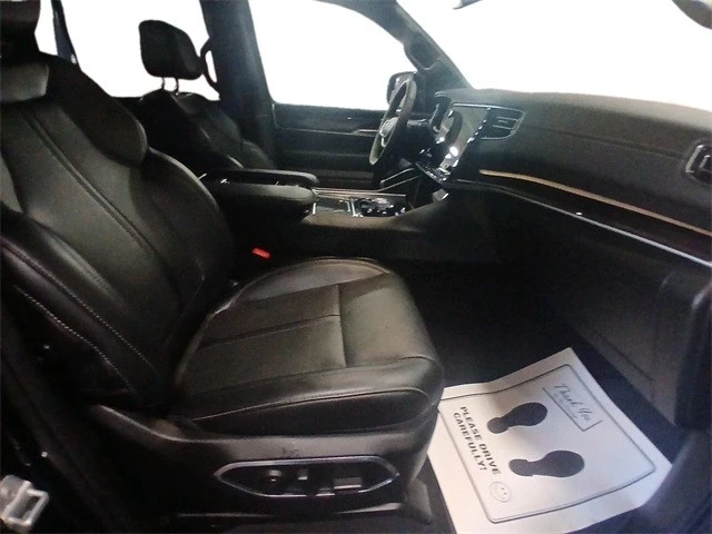 2024 Jeep WS Wagoneer - Image 17 of 21