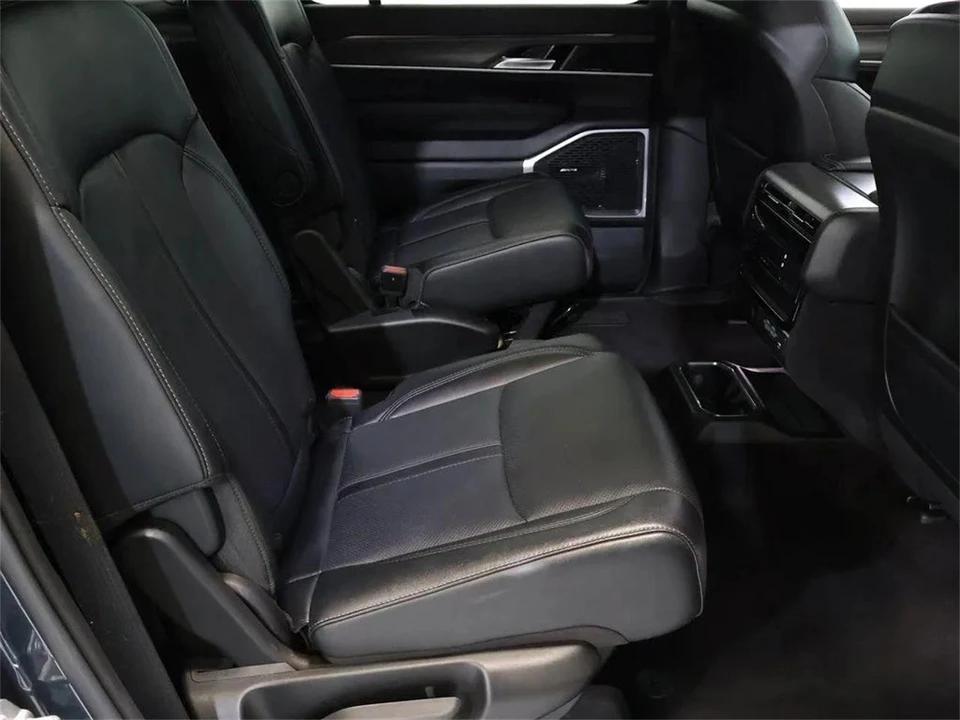 2024 Jeep WS Wagoneer - Image 27 of 31