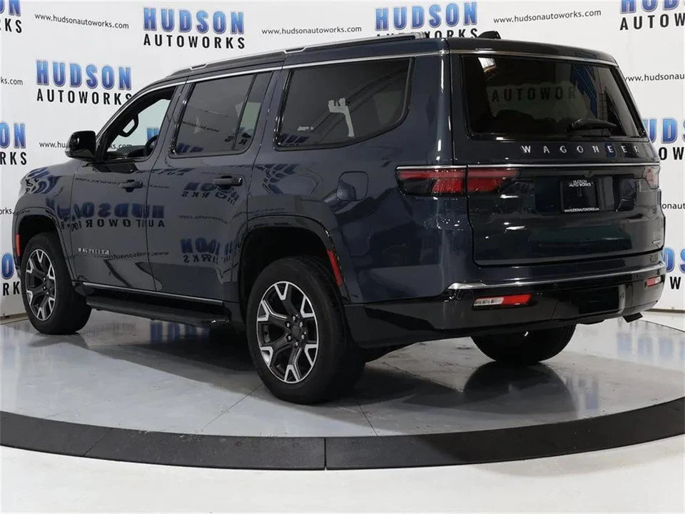 2024 Jeep WS Wagoneer - Image 4 of 31