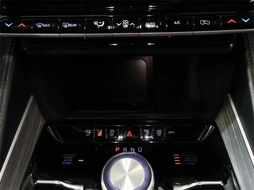 2024 Jeep WS Wagoneer - Image 20 of 31