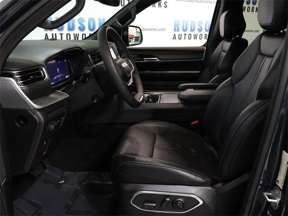 2024 Jeep WS Wagoneer - Image 12 of 31
