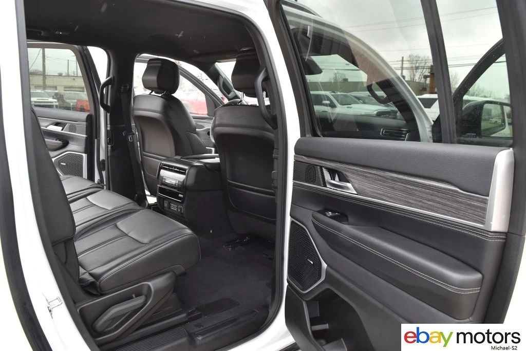 2024 Jeep WS Wagoneer - Image 18 of 21