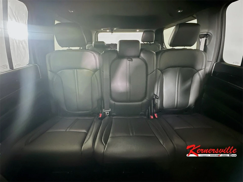 2024 Jeep WS Wagoneer - Image 10 of 12