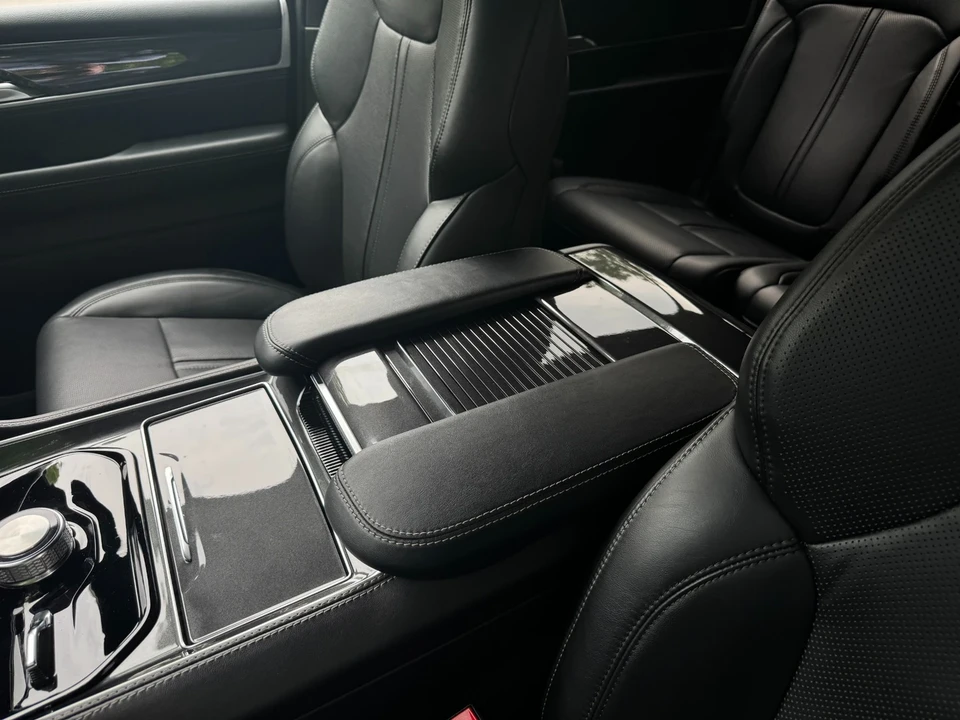 2024 Jeep WS Wagoneer - Image 13 of 21