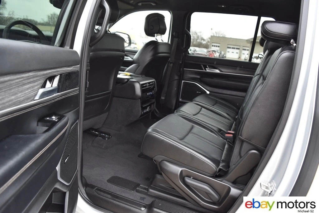 2024 Jeep WS Wagoneer - Image 13 of 24