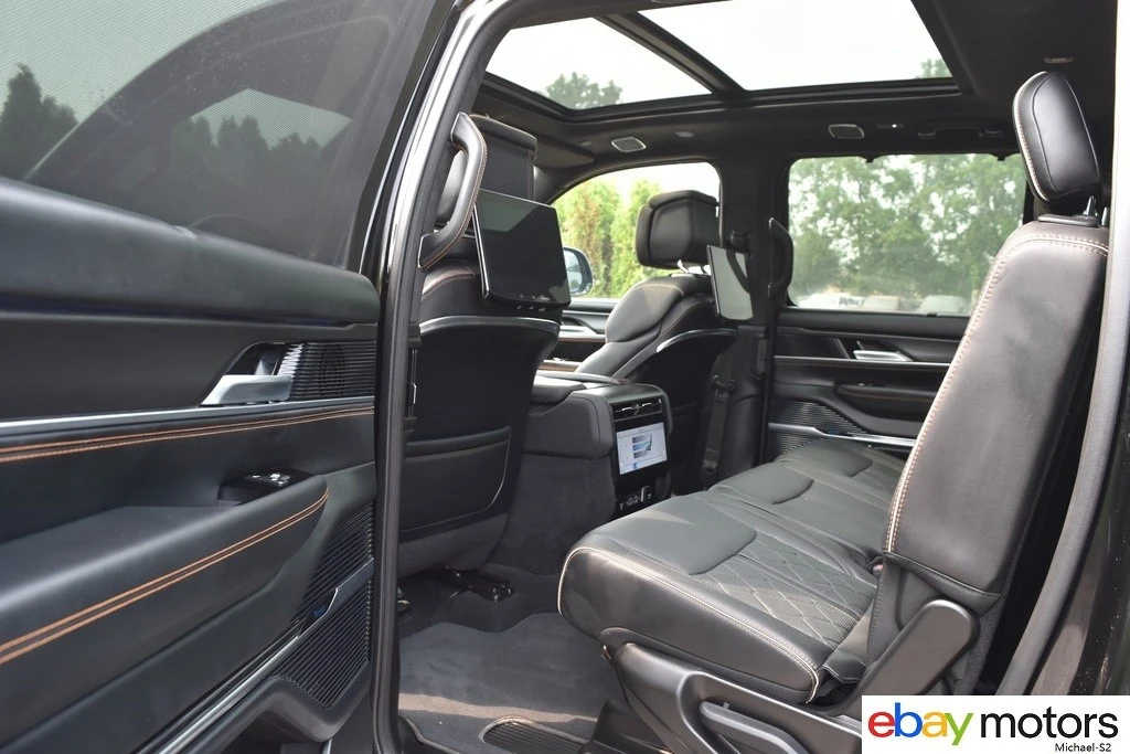2024 Jeep WS Wagoneer - Image 13 of 24