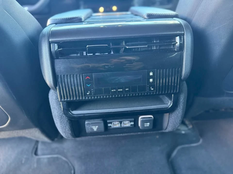 2024 Jeep WS Wagoneer - Image 16 of 20