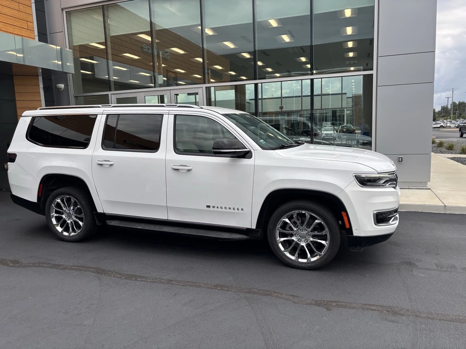 2024 Jeep WS Wagoneer - Image 10 of 20