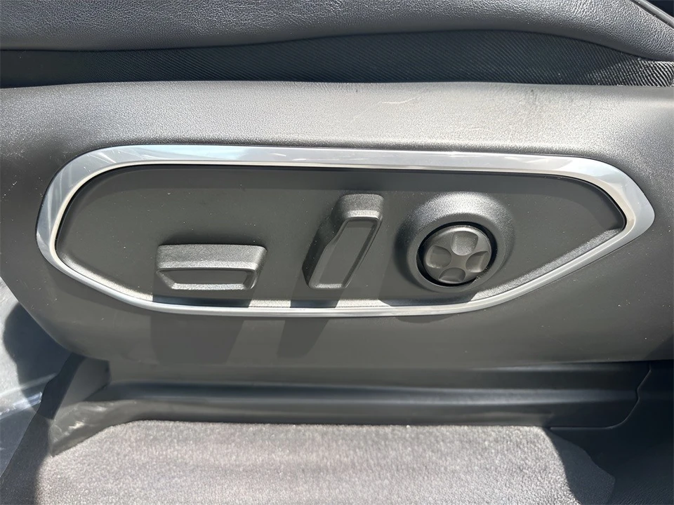 2024 Jeep WS Wagoneer - Image 10 of 12