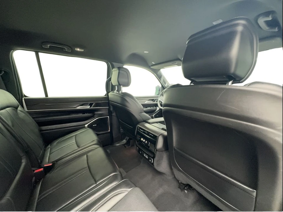2024 Jeep WS Wagoneer - Image 30 of 31
