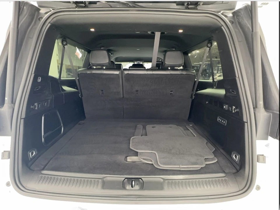 2024 Jeep WS Wagoneer - Image 16 of 31