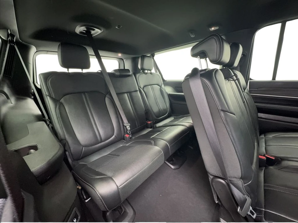 2024 Jeep WS Wagoneer - Image 28 of 31