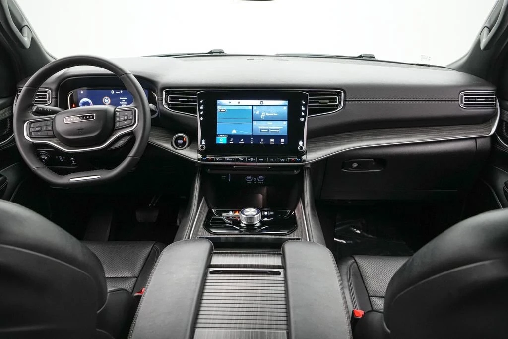 2024 Jeep WS Wagoneer - Image 15 of 21