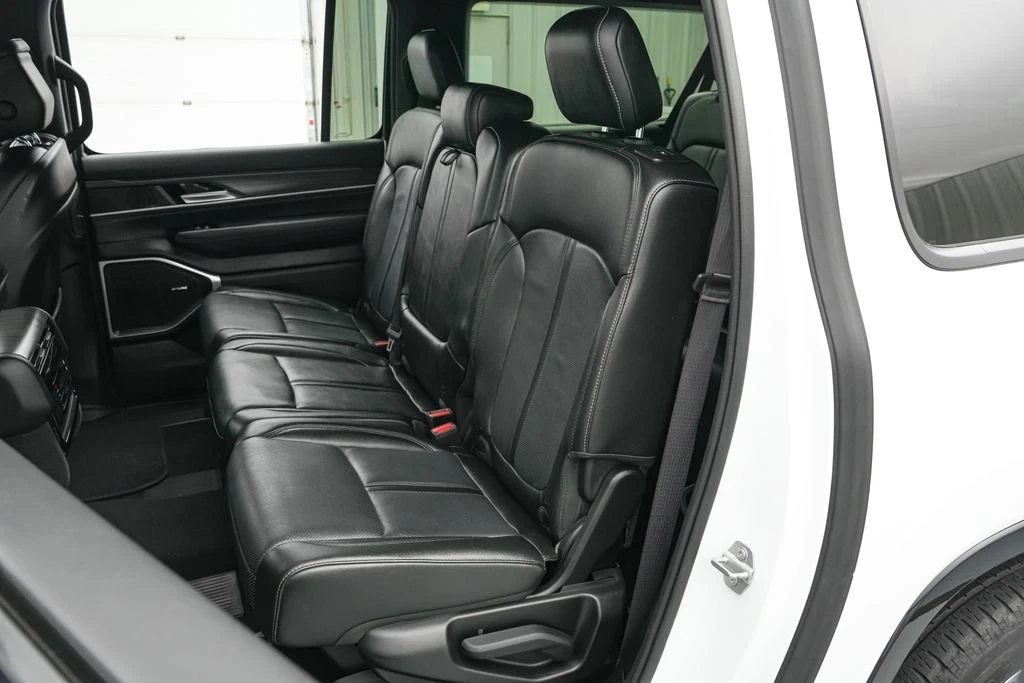 2024 Jeep WS Wagoneer - Image 20 of 21